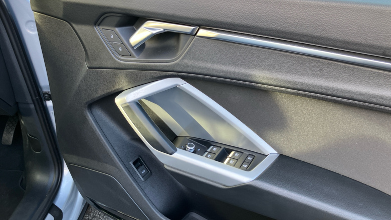 Audi Q3 35 TFSI Sport 5dr S Tronic Petrol Estate